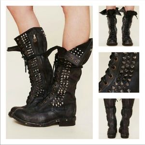 **looking to buy** Seattle Love Jeffrey Campbell